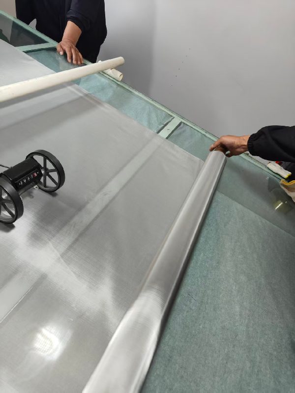 316l 出口品质400目不锈钢过滤网，需要其他规格打电话或私信